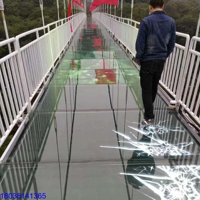 LED玻璃棧道特效屏G3.91網紅玻璃橋制作廠家施工單位